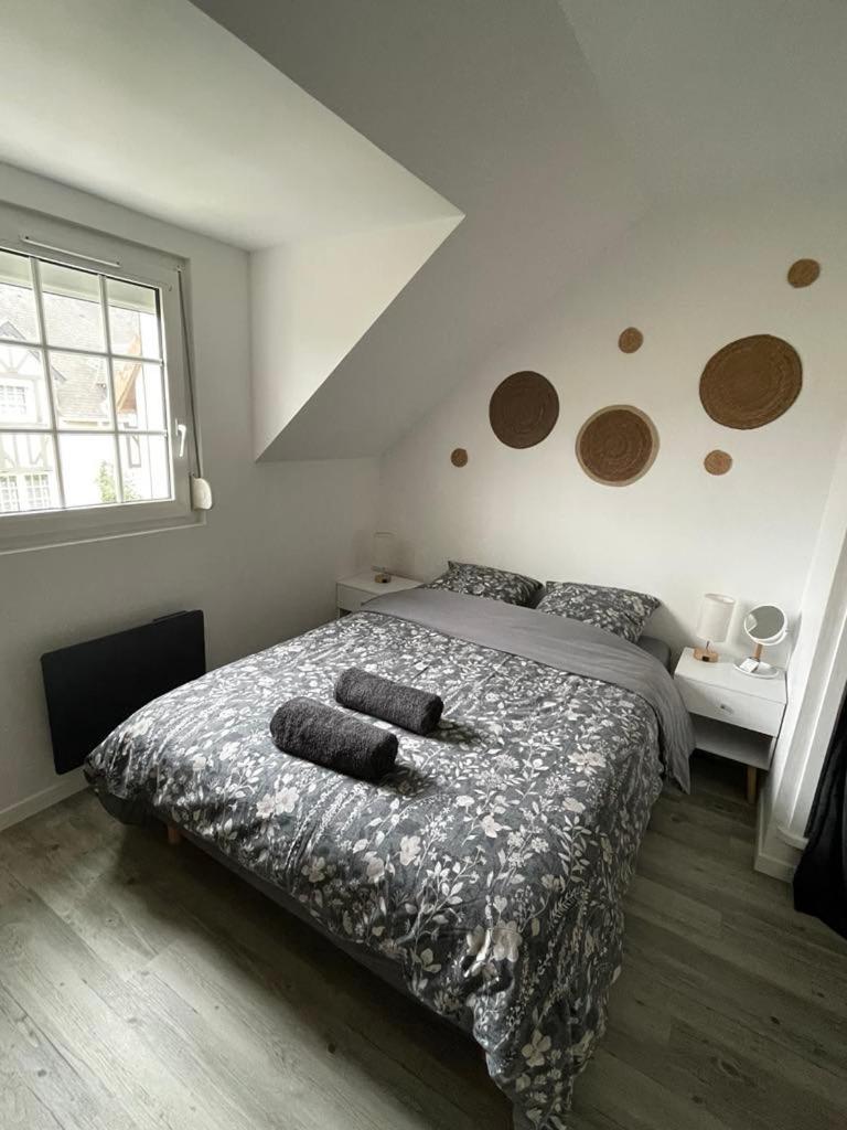 "O'Dbark" - Duplex 2 Etoiles - A 100M De La Plage Avec Jardin Courseulles-sur-Mer Esterno foto